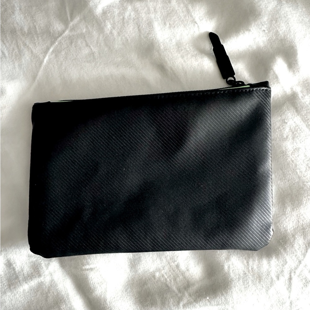 New Ipsy Makeup Bag - Picture 2 of 2